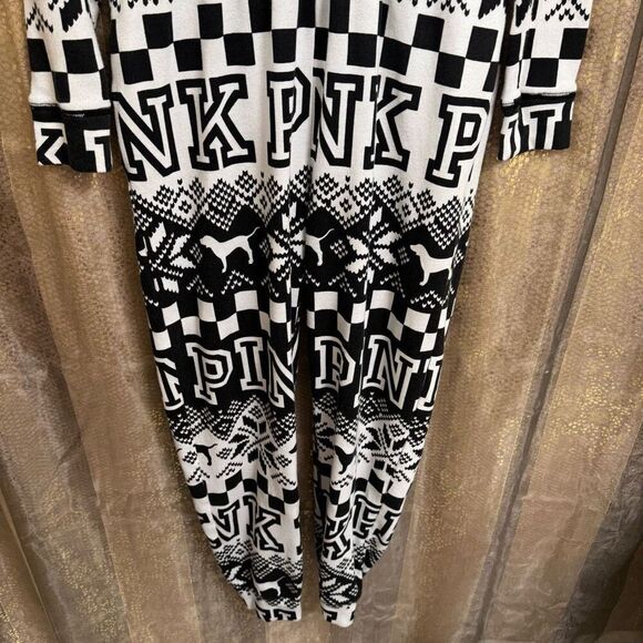 PINK Victorias Secret Black White Winter Sherpa Hood Zip Romper Small - Picture 2 of 11
